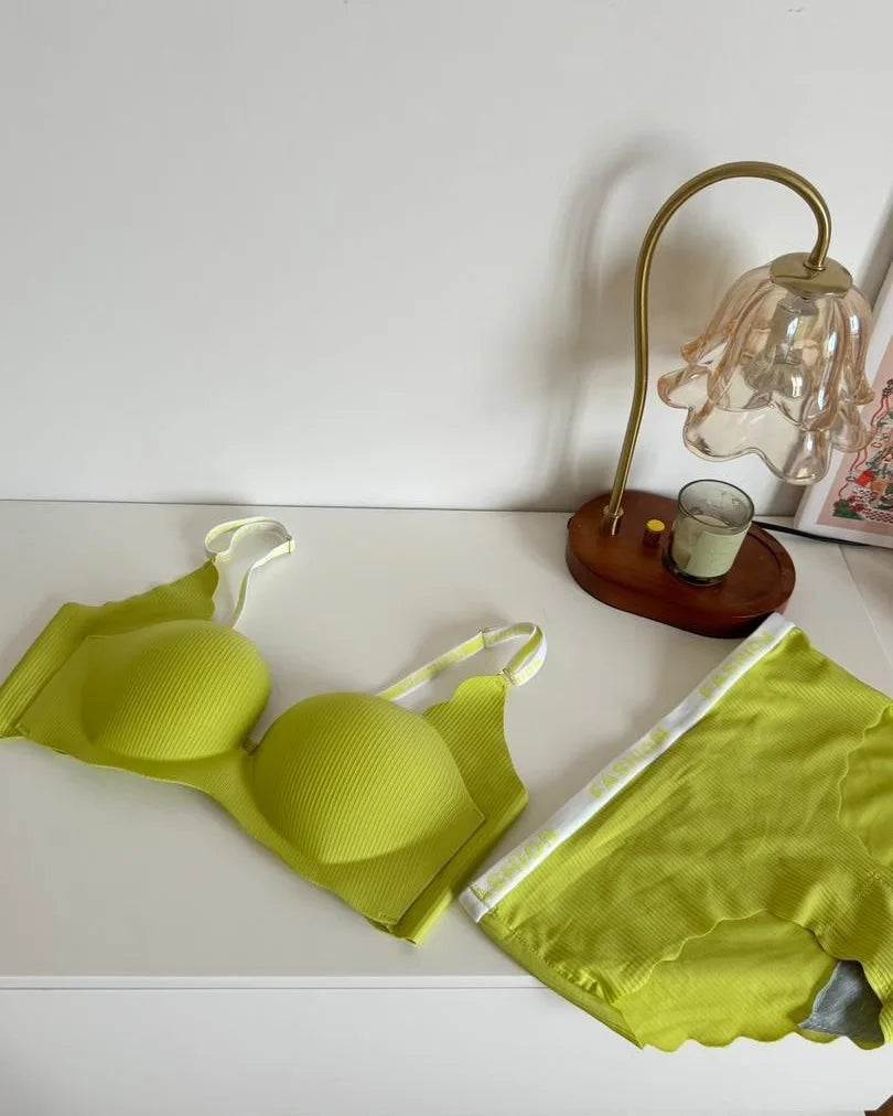 Fashion Grace Cup Bra Set