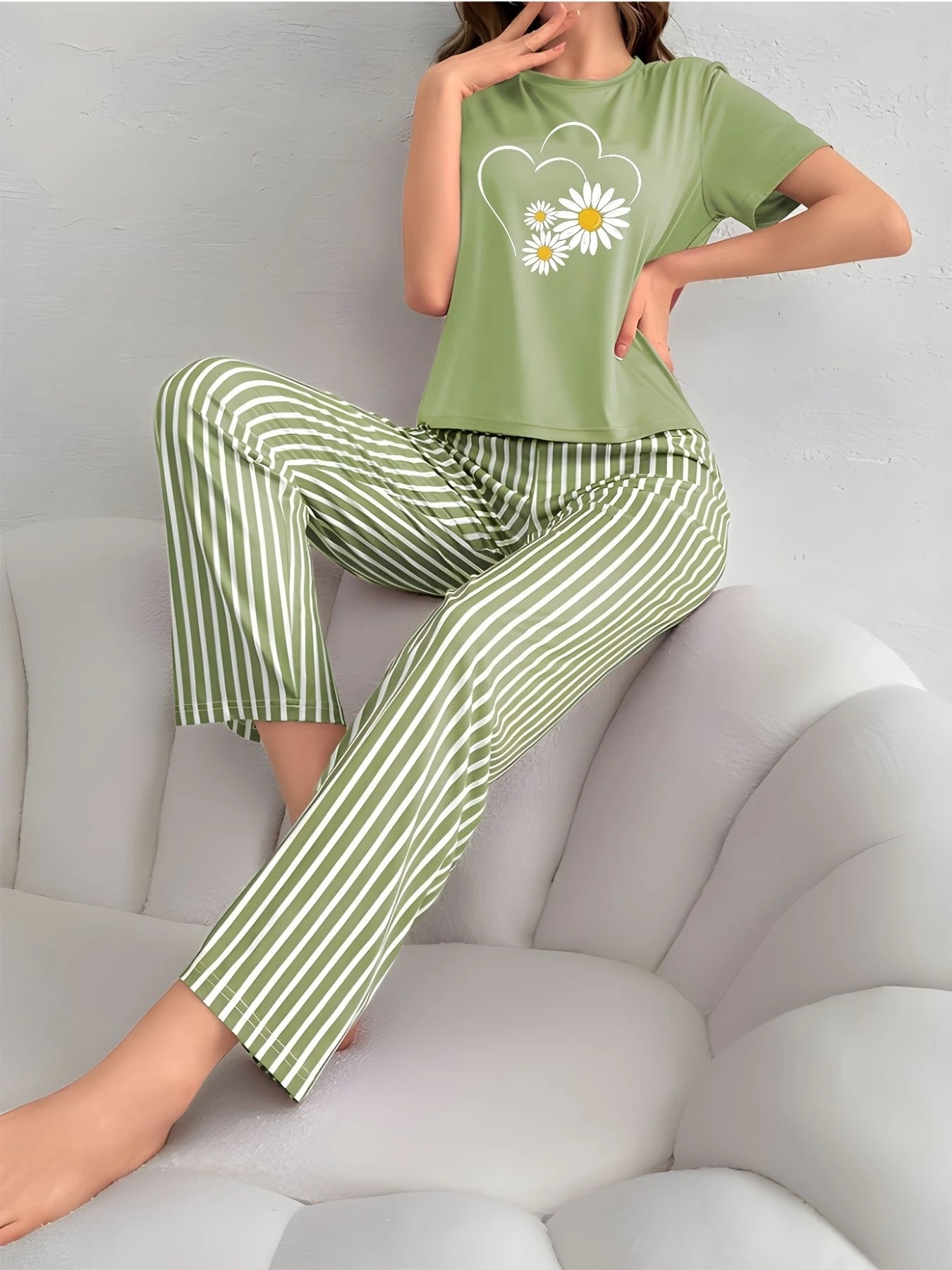 Sunflowers Heart Printed Night Suit