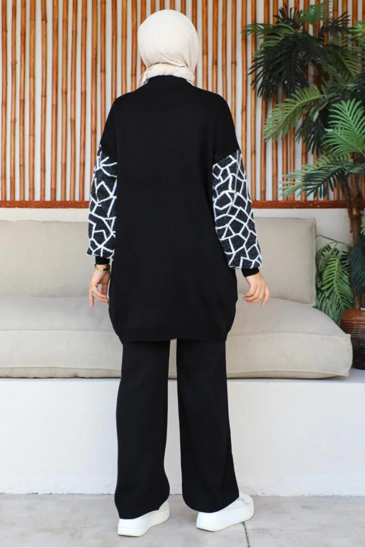 Winter Black Graffe Printed Long Sleeves Co-Ord Sets