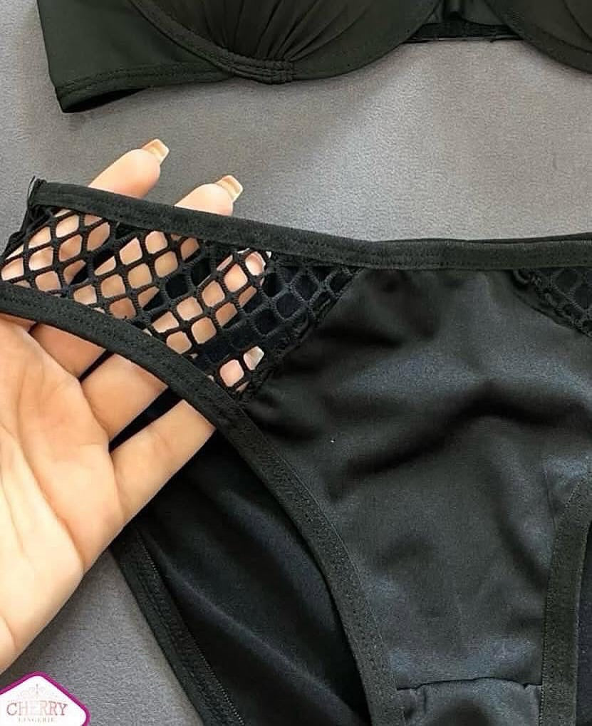 Elegant Royal Neck Bra Set
