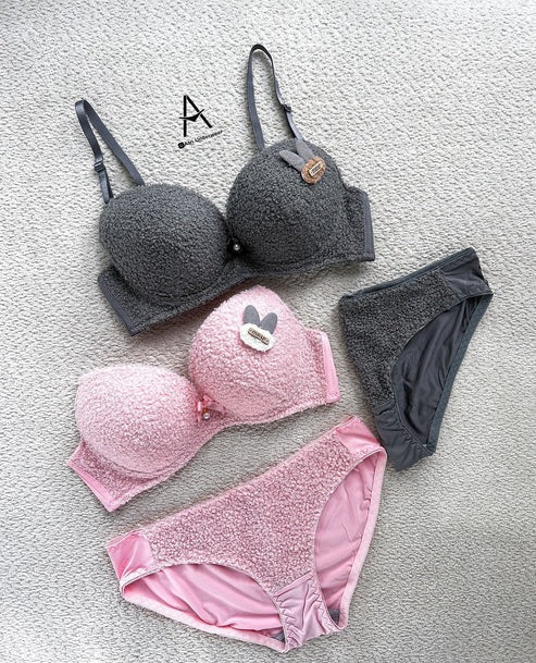 Soft Plush Design Bra Set