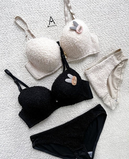 Soft Plush Design Bra Set