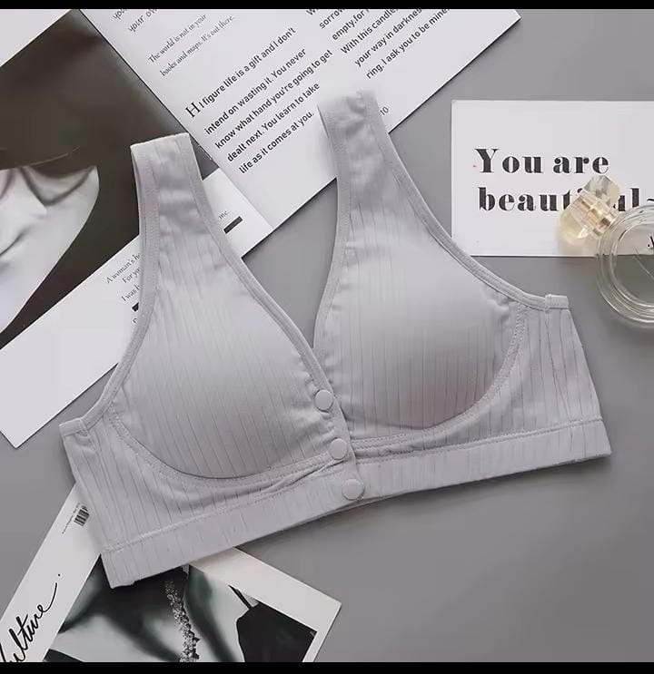 Button Elegance Bra