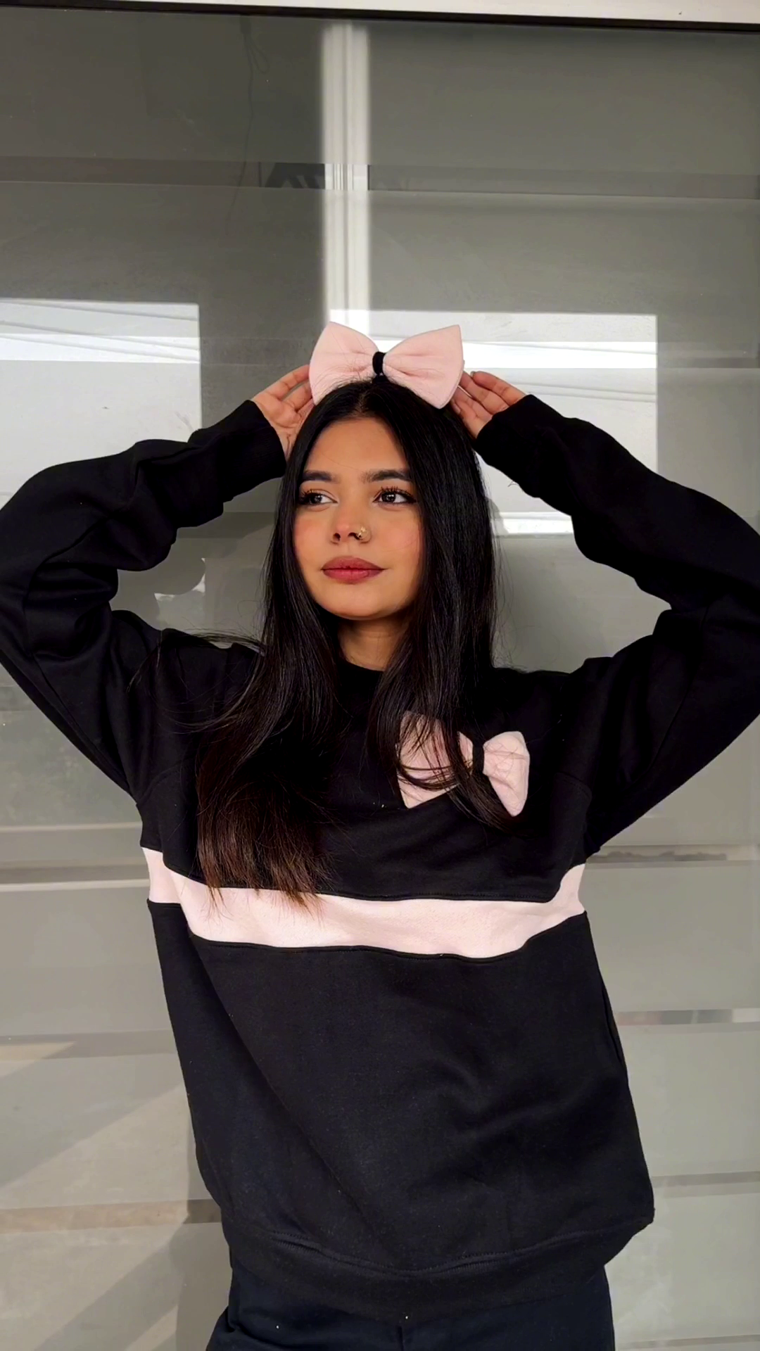 Winter Rabbon Sweatshirt + Gift